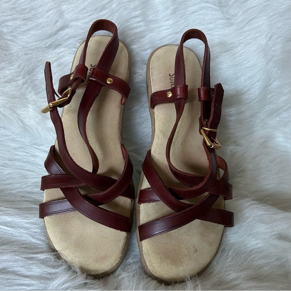 Bass Women's Burgundy Strappy Leather Sandals